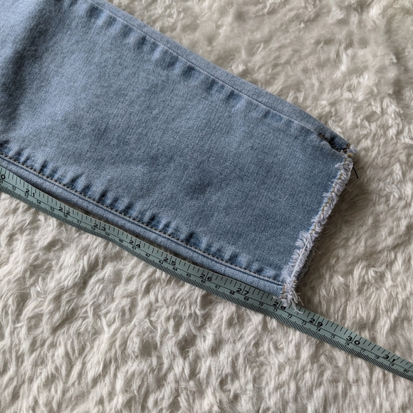 Classic High Rise Light Wash Skinny Jeans - Picture 8 of 8